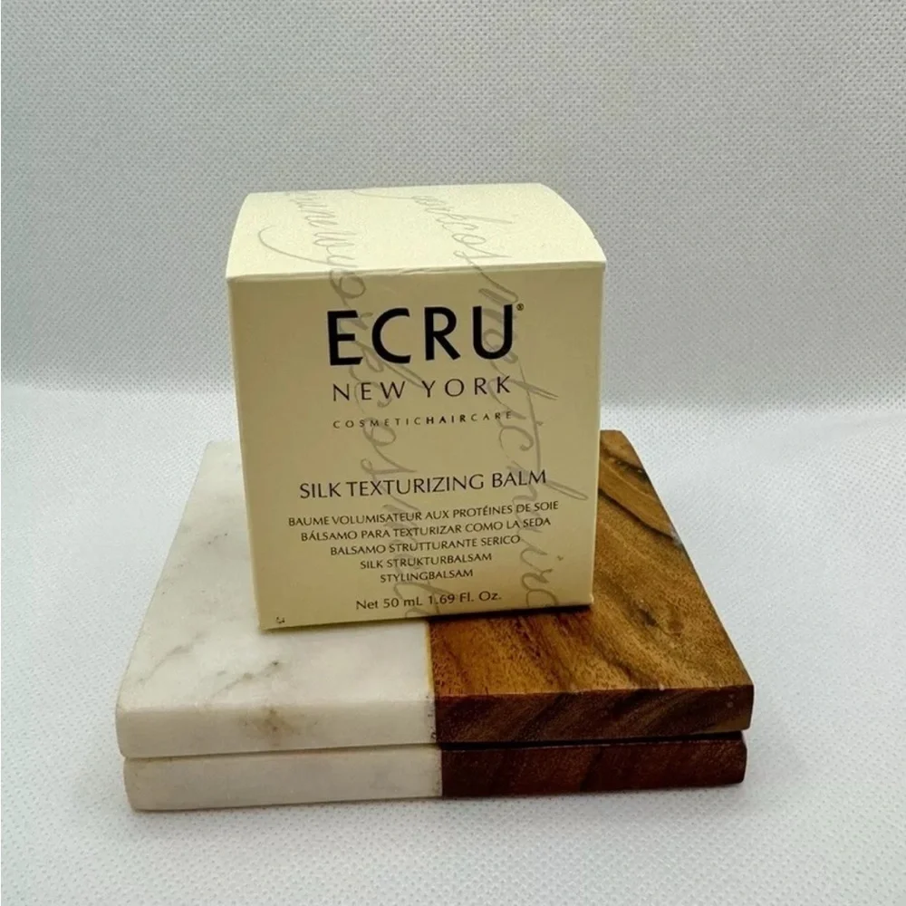 ECRU New York Silk Texturizing Balm